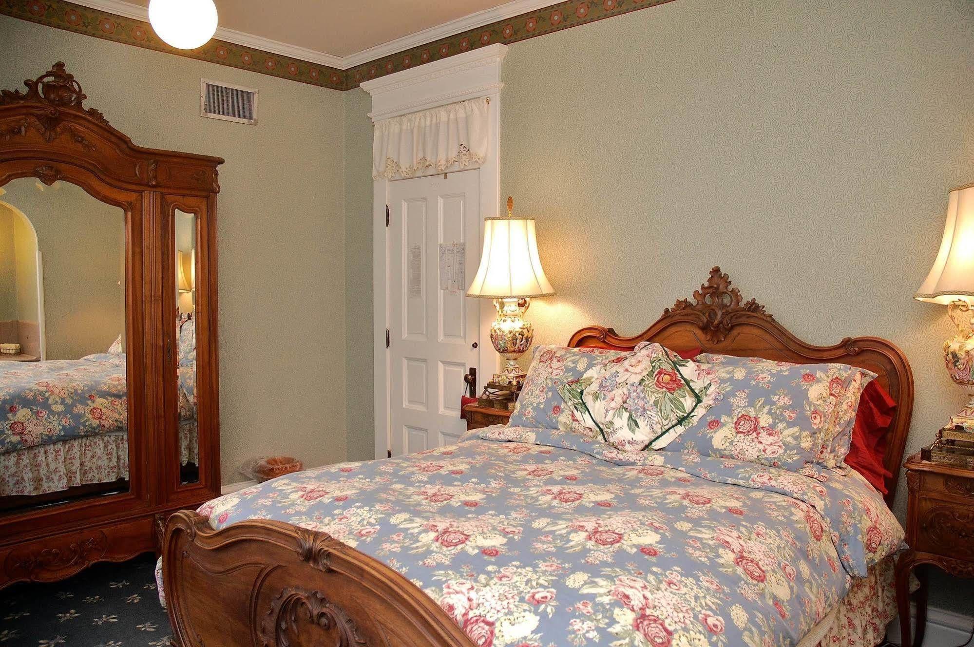 The Grand Anne Bed And Breakfast Keokuk Ngoại thất bức ảnh